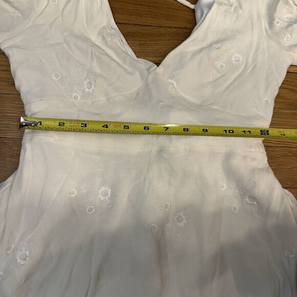 Lulus In the Meadow White Embroidered Backless Mini Dress Size Small - Picture 9 of 10